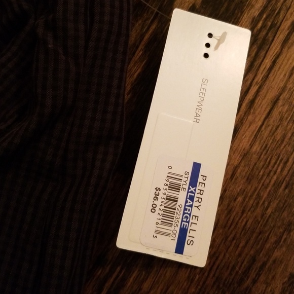Perry Ellis - Picture 5 of 6